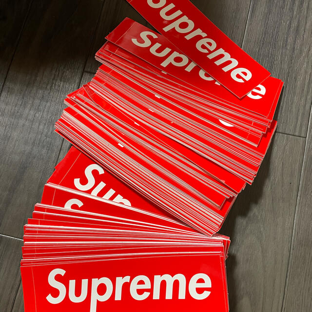 Supreme(シュプリーム)のsupreme シュプリーム sticker ステッカーセット  自動車/バイクのバイク(ステッカー)の商品写真