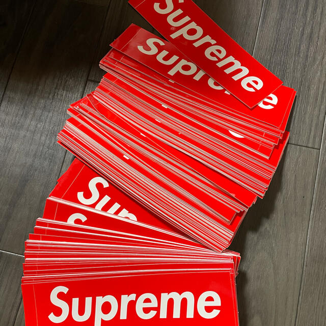 Supreme(シュプリーム)のsupreme シュプリーム sticker ステッカーセット  自動車/バイクのバイク(ステッカー)の商品写真