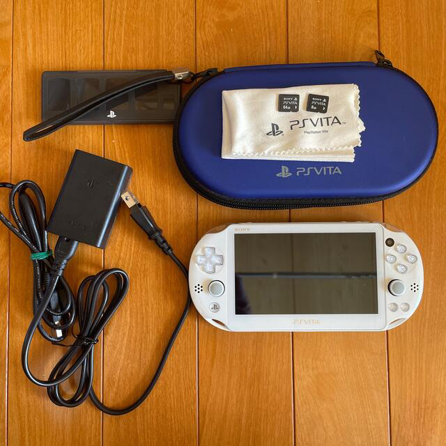 PlayStationVita ガンダムブレイカー PCH-2000