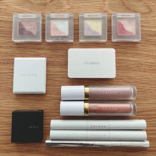 コスメキッチン(Cosme Kitchen)のto/one・OSAJI・m.m.m・rms beauty❁コスメまとめ売り(アイシャドウ)