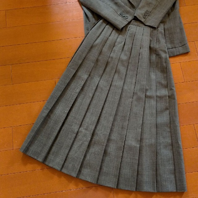 Santa Monica(サンタモニカ)の古着屋 vintage ロング丈プリーツスカート ウール混 スーツ セットアップ レディースのフォーマル/ドレス(スーツ)の商品写真