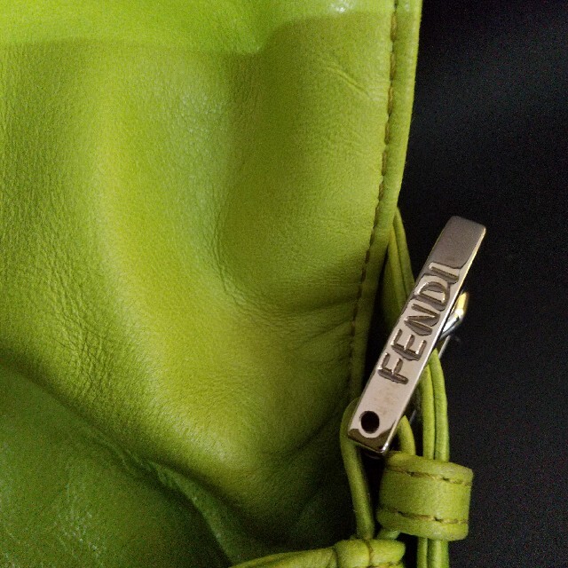 FENDI マンマバケット ライムグリーン。。 FENDI マンマバケット ライムグリーン。。