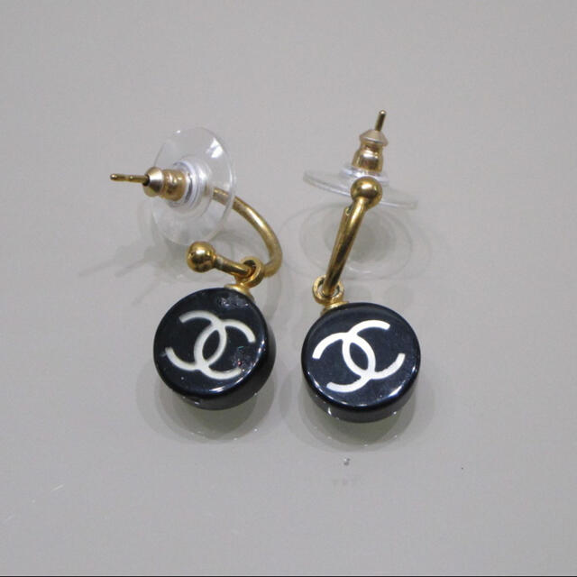 CHANELピアス