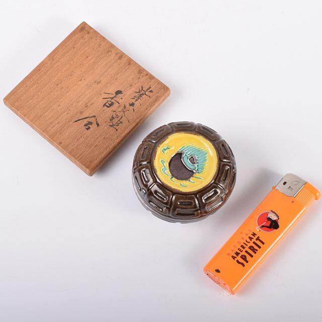 茶道具 清閑寺窯 杉田祥平作 紫交趾 香合 共箱 C R3751 茶道具 清閑寺窯 杉田祥平作 紫交趾 香合 共箱 C R3751