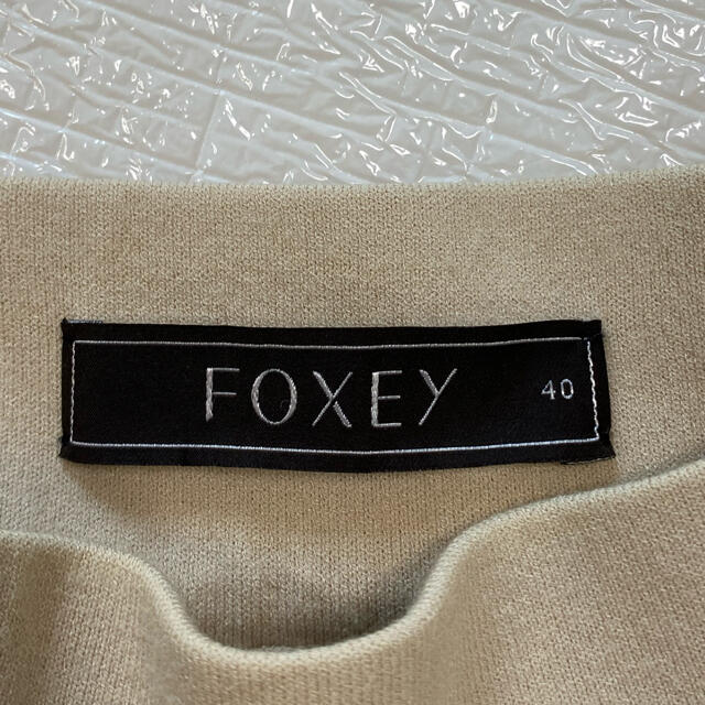 FOXEY(フォクシー)の極美品 新タグ♡8万台 通年着用可能 美しいニットフレアスカート  40 レディースのスカート(ひざ丈スカート)の商品写真
