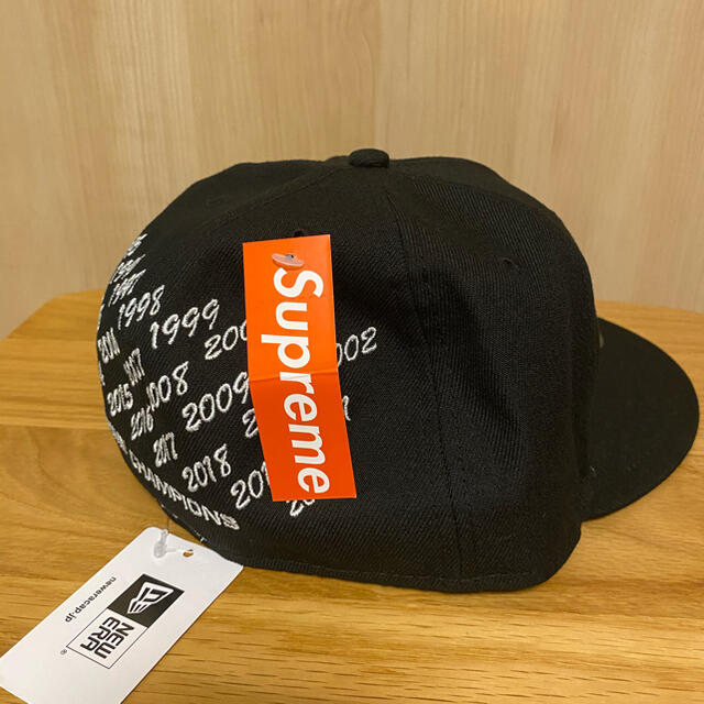 Supreme(シュプリーム)のsupreme NEW ERA キャップ メンズの帽子(キャップ)の商品写真