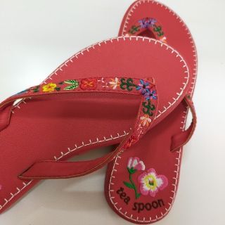 新品 🌺tea spoon🌺 刺繍 スリッパ  サンダル【ヴィンテージ】(サンダル)