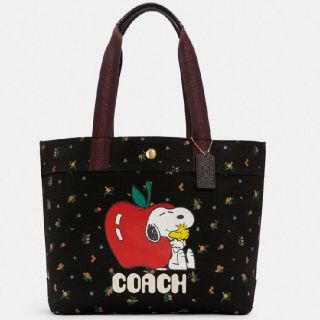 コーチ(COACH)のCOACH×PEANUTS　トートバッグ　ブラック(トートバッグ)