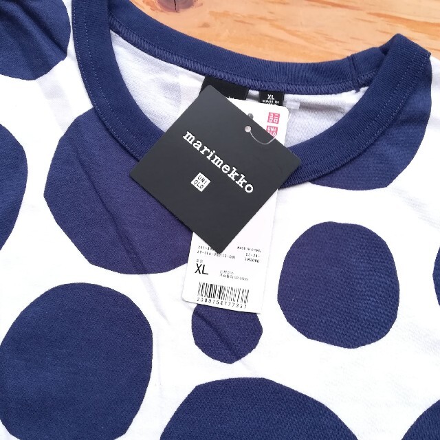 marimekko(マリメッコ)のXLサイズ　マリメッコ  marimekko　Tシャツ　 ユニクロ　半袖　水玉 レディースのトップス(Tシャツ(半袖/袖なし))の商品写真