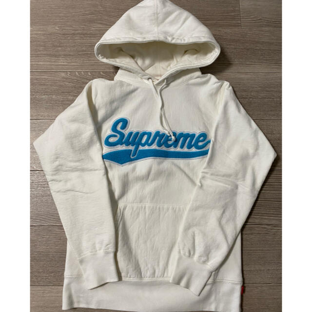 パーカーSupreme 2015FW パーカー　ジャスディンビーバー着用