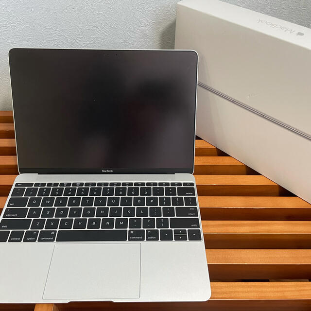 AppleAPPLE MacBook 12インチ　シルバー（USキーボード）