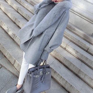 ディーホリック(dholic)の美品❣️美脚脚長透けないホワイトスキニーストレッチパギンス(スキニーパンツ)