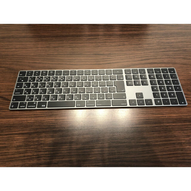 Apple(アップル)のMagic Keyboard スペースグレイ スマホ/家電/カメラのPC/タブレット(PC周辺機器)の商品写真