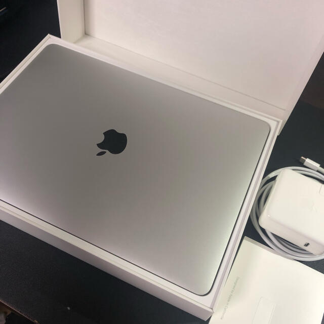 mac book pro 2017 13インチ i7 メモリ16GB