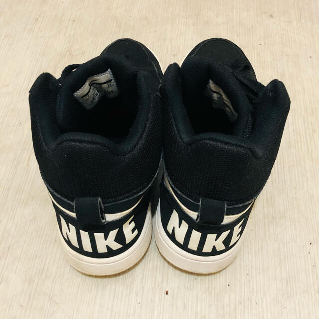NIKE(ナイキ)のNIKEスニーカー 24cm レディースの靴/シューズ(スニーカー)の商品写真