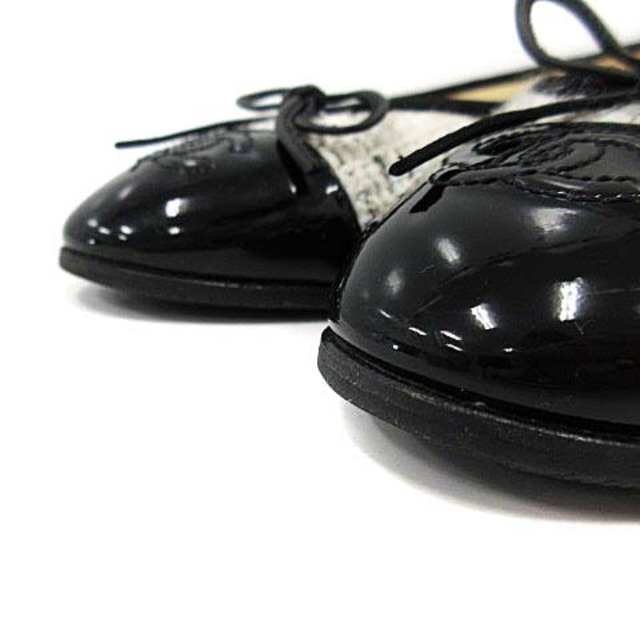 CHANEL(シャネル)のシャネル フラットシューズ パンプス ツイード 36C 23cm 白 黒 レディースの靴/シューズ(その他)の商品写真