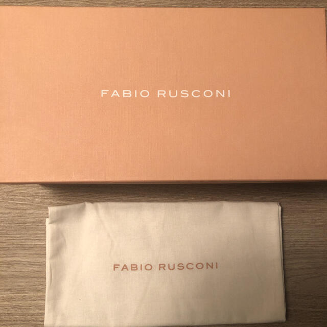 FABIO RUSCONI(ファビオルスコーニ)のFABIO RUSCONI ファビオルスコーニ レザー　ぺたんこサンダル　 レディースの靴/シューズ(サンダル)の商品写真
