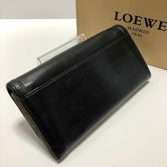 LOEWE(ロエベ)の✨綺麗　LOEWE　ロエベ　長財布 レディースのファッション小物(財布)の商品写真