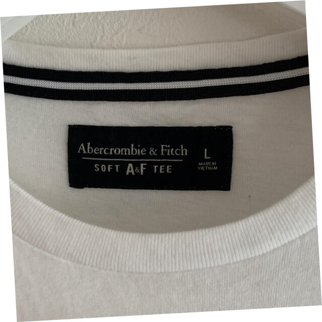 Abercrombie&Fitch(アバクロンビーアンドフィッチ)のABERCROMBIE AND FITCH  Tシャツ USサイズL メンズのトップス(Tシャツ/カットソー(半袖/袖なし))の商品写真