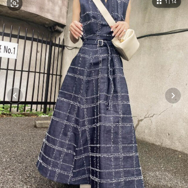 Ameri VINTAGE(アメリヴィンテージ)のNEEDLE CHECK DRESS レディースのワンピース(ロングワンピース/マキシワンピース)の商品写真