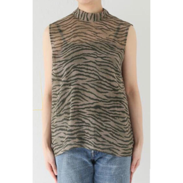 L'Appartement DEUXIEME CLASSE(アパルトモンドゥーズィエムクラス)の新品！L'Appartement  Lisiere Zebra Blouse レディースのトップス(シャツ/ブラウス(半袖/袖なし))の商品写真