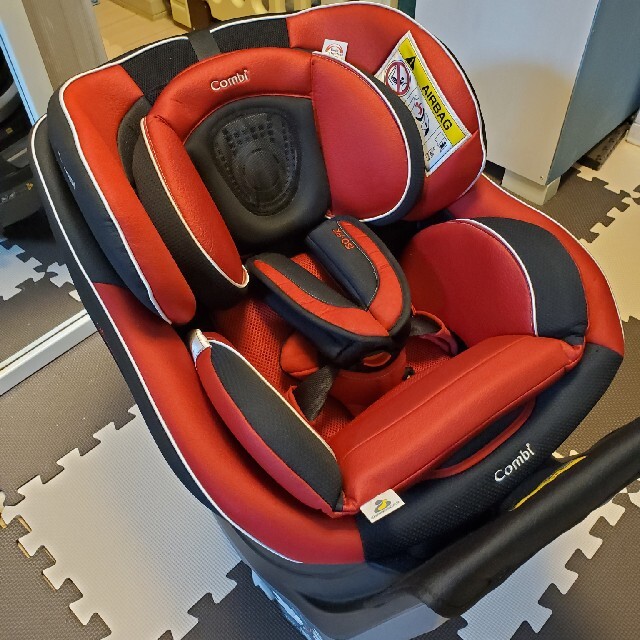 コンビネルームチャイルドシートISOFIX