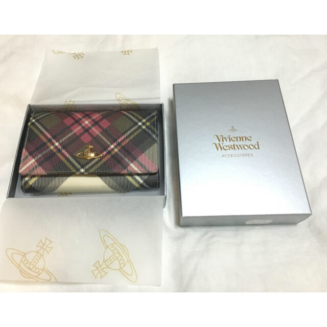 Vivienne Westwood(ヴィヴィアンウエストウッド)のviviennewestwood財布 レディースのファッション小物(財布)の商品写真