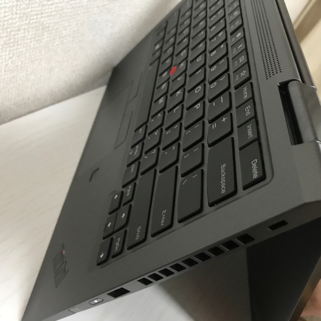 Lenovo ThinkPad X1 Yoga 第4世代 i7-8565U