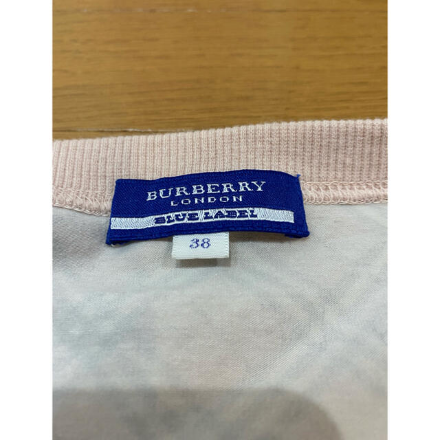 BURBERRY BLUE LABEL(バーバリーブルーレーベル)のBURBERRY BLUE LABEL Vネック カットソー レディースのトップス(カットソー(半袖/袖なし))の商品写真