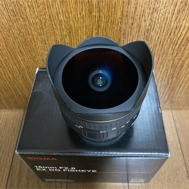 SIGMA(シグマ)のSIGMA 15mm  F2.8 EX DG FISHEYE ニコン用 スマホ/家電/カメラのカメラ(レンズ(単焦点))の商品写真