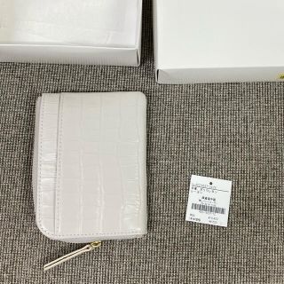 レイジースーザン(LAZY SUSAN)のUROKO様専用【新品】レイジースーザン　アイボリー　財布(財布)