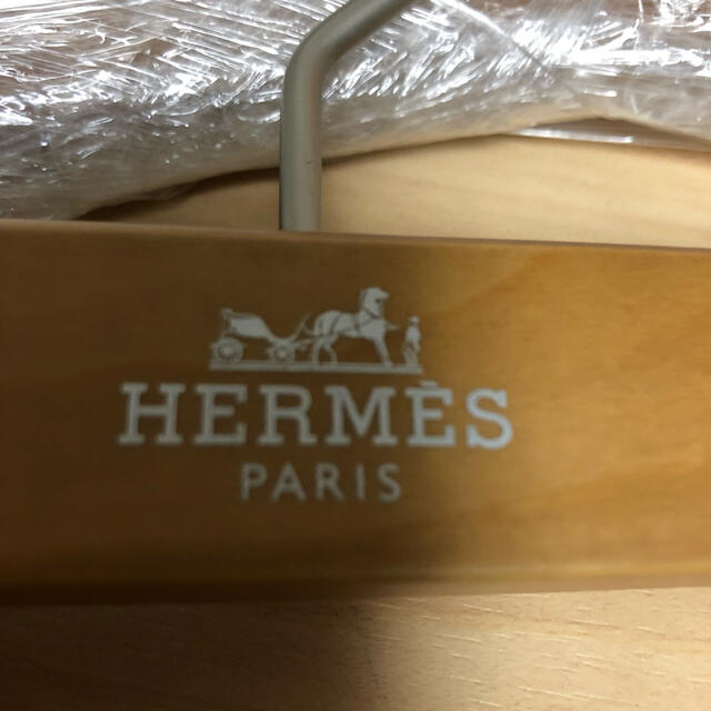 Hermes(エルメス)のエルメス　ハンガー　正真正銘正規品 インテリア/住まい/日用品の収納家具(押し入れ収納/ハンガー)の商品写真