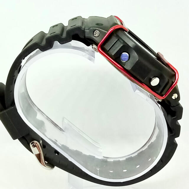 Damage レッド 赤 バンパー プロテクター 5600 ジーショック 用 メンズの時計(腕時計(デジタル))の商品写真