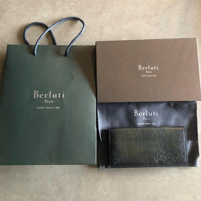 専用⭐︎約14万円⭐︎未使用⭐︎Berluti⭐︎ベルルッティ⭐︎長財布