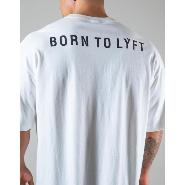 NIKE(ナイキ)のBORN TO LYFT BACK PRINT BIG T-SHIRT M メンズのトップス(Tシャツ/カットソー(半袖/袖なし))の商品写真