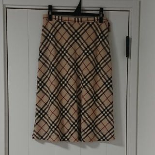 バーバリー(BURBERRY)のBURBERRYスカート☆(ひざ丈スカート)