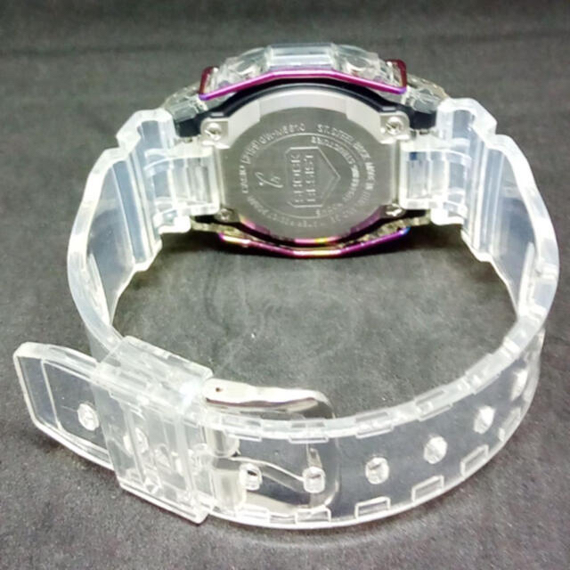 レインボー 虹 バンパー プロテクター DW-5600 系社外 ジーショック 用 メンズの時計(腕時計(デジタル))の商品写真