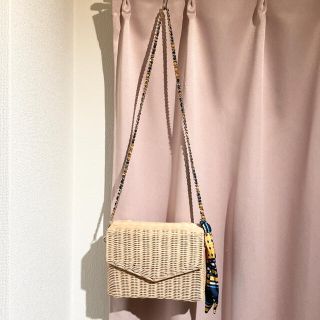 ザラ(ZARA)のZARA ラフィアショルダーバッグ　かごバッグ(かごバッグ/ストローバッグ)