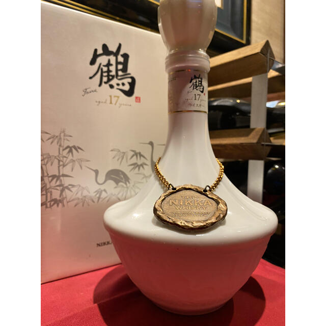 鶴17年白陶器