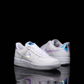 ナイキ(NIKE)の新品　ナイキ エアフォース1 NIKE AIR FORCE1 ピクセル(スニーカー)