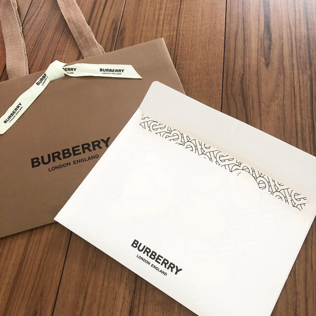 BURBERRY(バーバリー)のバーバリーチルドレン 新品カード＆ショッパー キッズ/ベビー/マタニティのこども用ファッション小物(その他)の商品写真