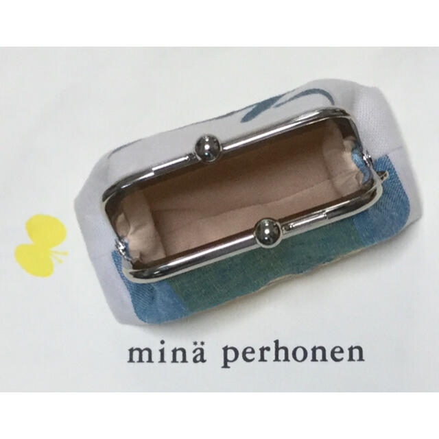 mina perhonen(ミナペルホネン)のチョウチョ＊ランランラン　ミナペルホネン　ハンドメイド　がま口 ハンドメイドのファッション小物(財布)の商品写真