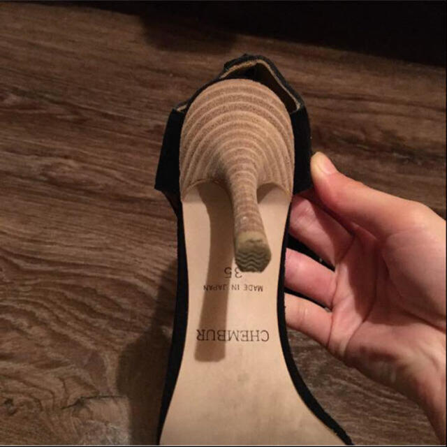 DEUXIEME CLASSE(ドゥーズィエムクラス)のCHEMBURパンプス✨ほぼ未使用✨ レディースの靴/シューズ(ハイヒール/パンプス)の商品写真