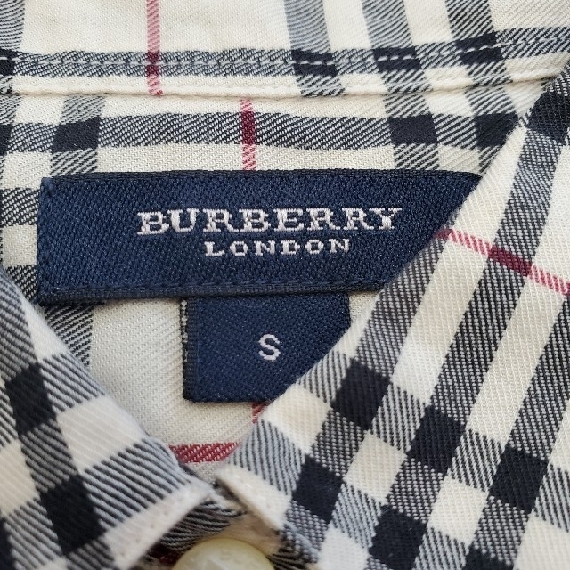 BURBERRY(バーバリー)のバーバリーロンドン　七分丈シャツ　ノバチェック　S　ベージュ黒赤　レディース服 レディースのトップス(シャツ/ブラウス(長袖/七分))の商品写真