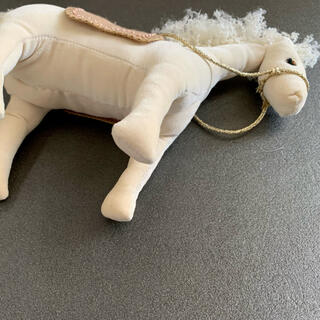 馬 ぬいぐるみ ホース 白馬の通販 by ニケ's shop｜ラクマ