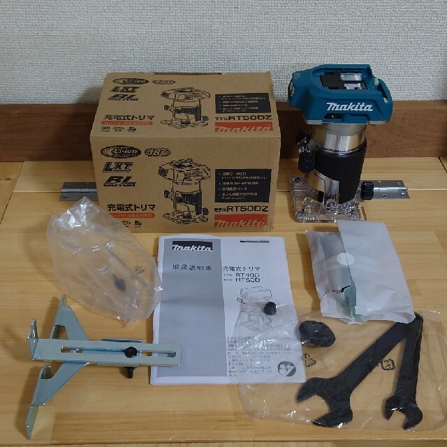 Makita(マキタ)の【かやし様専用】マキタ　18V　新品3点セット スポーツ/アウトドアの自転車(工具/メンテナンス)の商品写真