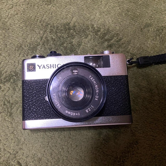 yashica ジャンク スマホ/家電/カメラのカメラ(フィルムカメラ)の商品写真