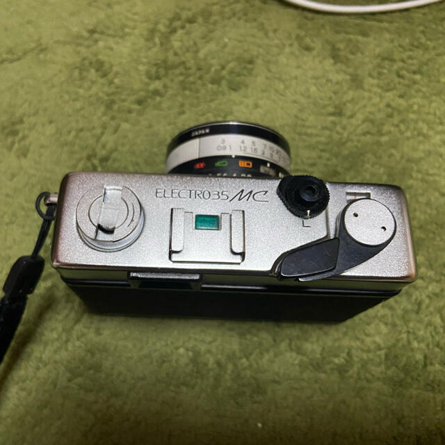 yashica ジャンク スマホ/家電/カメラのカメラ(フィルムカメラ)の商品写真