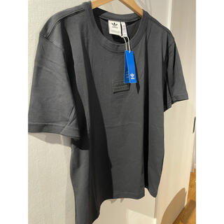 アディダス(adidas)の新品！adidas R.Y.V. シリコンバッジ Tシャツ 半袖(Tシャツ/カットソー(半袖/袖なし))