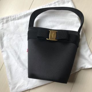 サルヴァトーレフェラガモ(Salvatore Ferragamo)のフェラガモ  ハンドバッグ(ハンドバッグ)